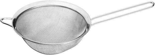 Hand-held Flour Sieve (10cm) - Image 4