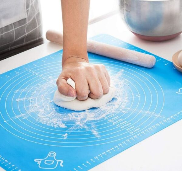 Kneading Silicone Baking Mat (70x50cm) - Image 4