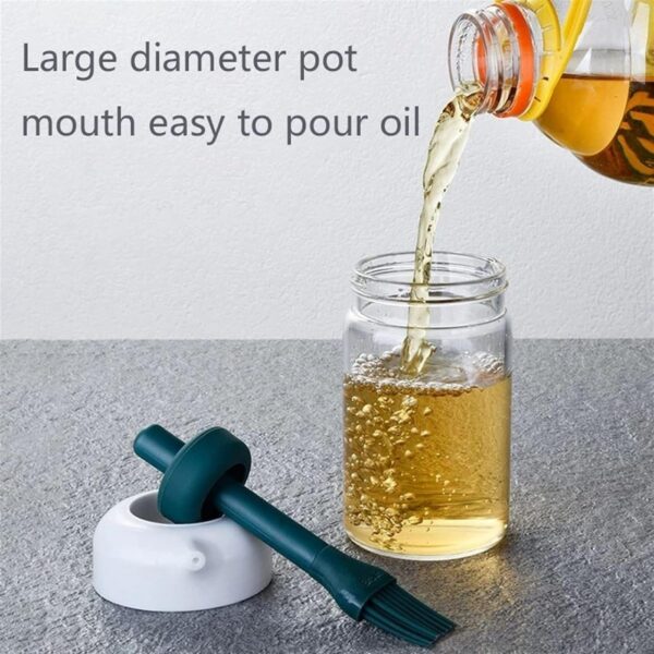 2in1 Oil Dispenser Bottle With Brush - Image 4