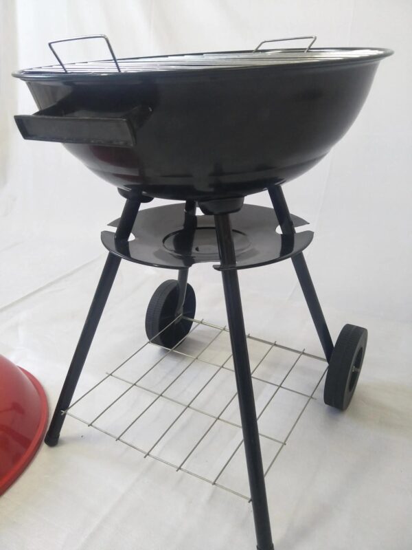 17" Portable Kettle Charcoal Barbecue Grill - Image 3